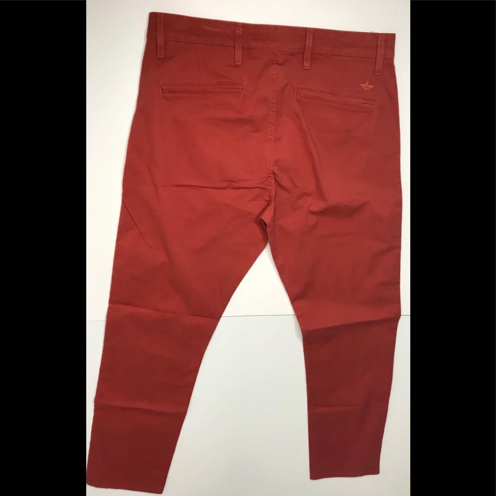 Dockers SAMPLE khakis 32